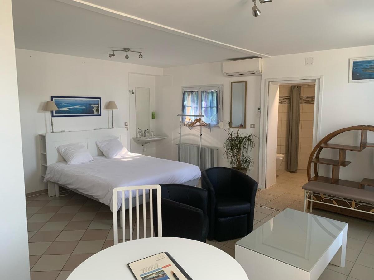 Le Melchior Hotell Sainte-Terre Eksteriør bilde
